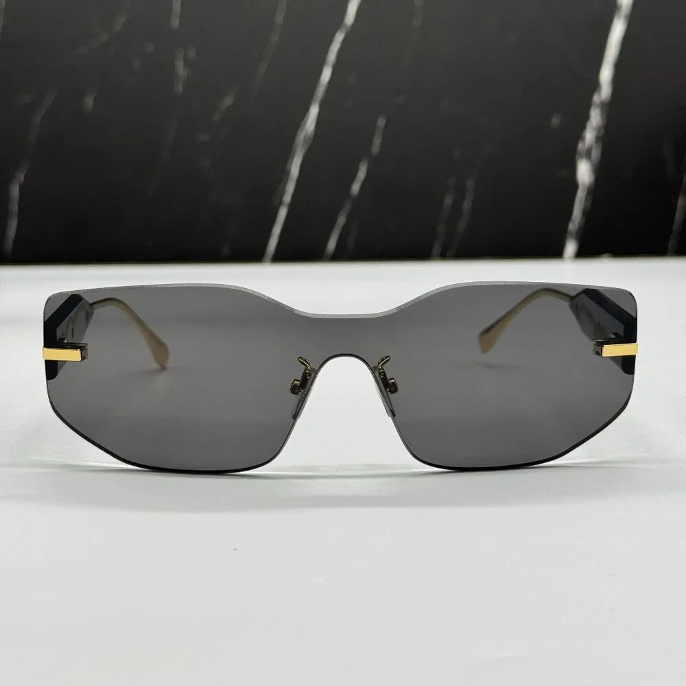 NEW FENDI GOLD GREY UNISEX SUNGLASSES FENDI FE40066U 30A